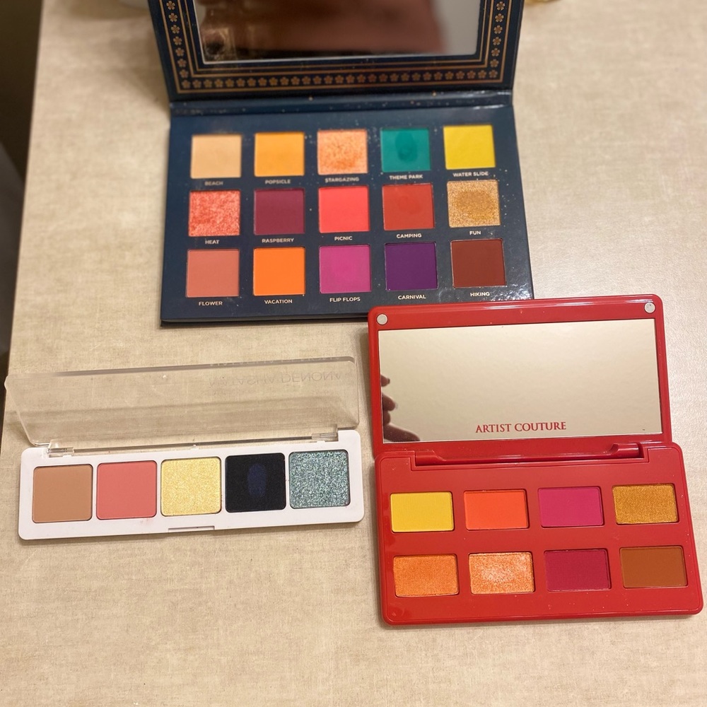 Brand name eyeshadow pallets